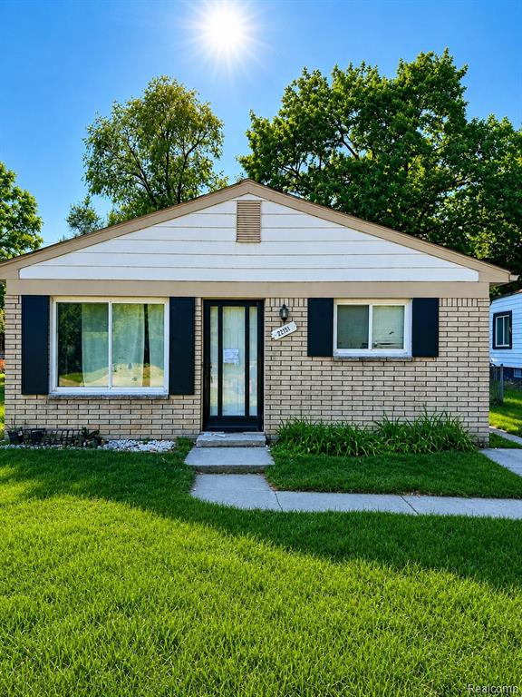 22151 Poinciana Street — photo