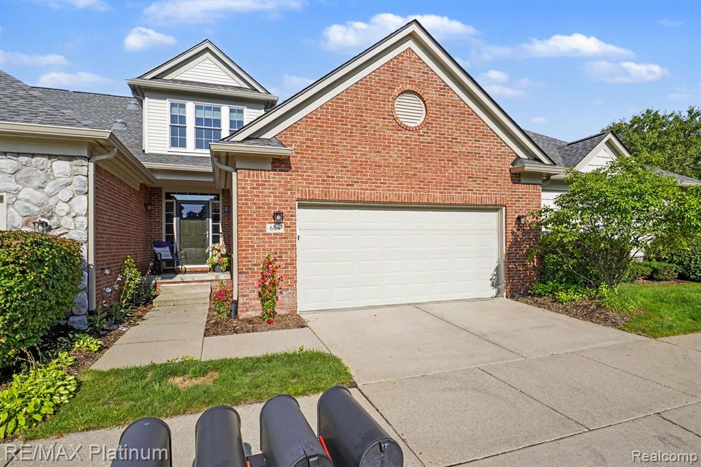 609 Telya Ridge, Milford, MI 48381 — photo 2