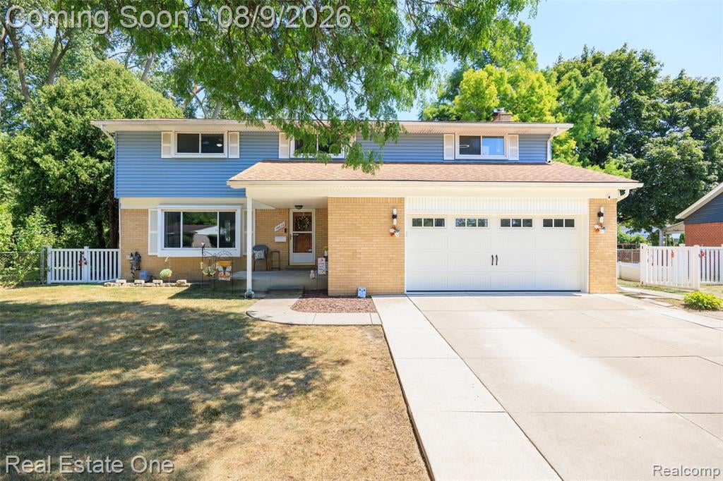 14012 Sunset Street — photo