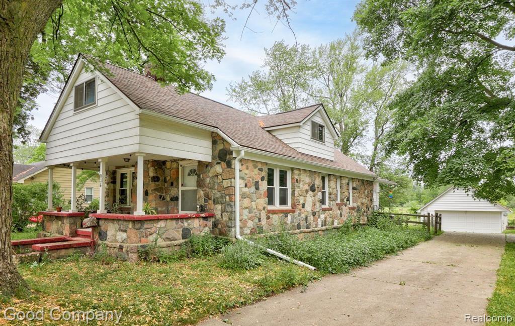 836 W Silver Lake Road — photo