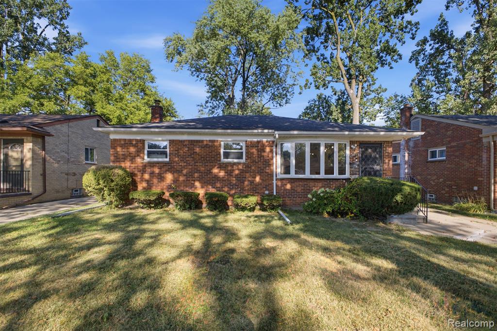 21840 Kenosha Street — photo