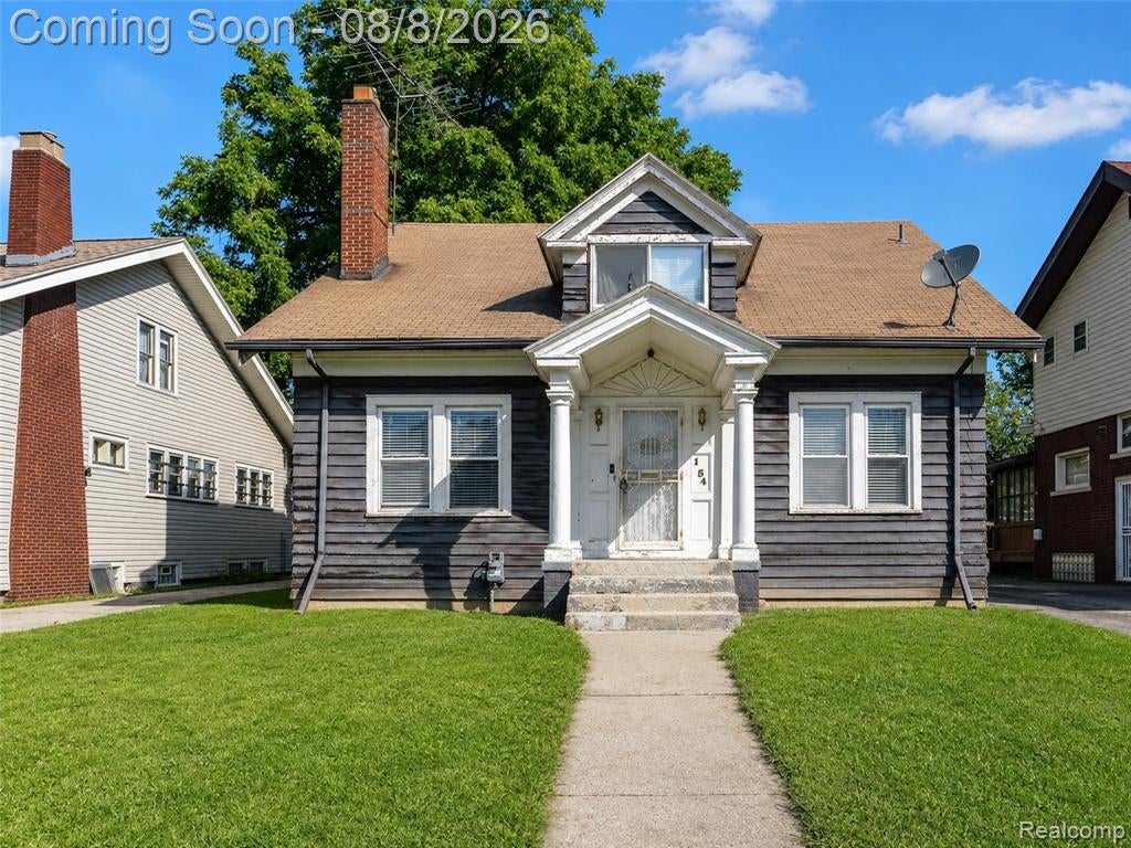 154 Moss Street — photo