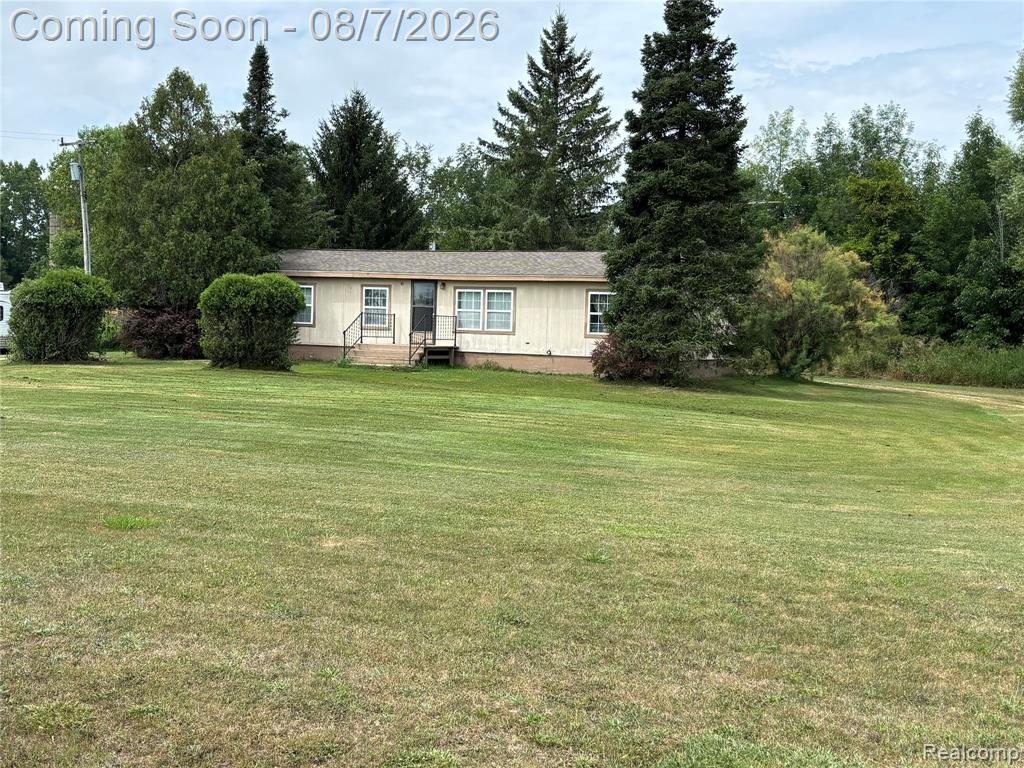 611 Wheeling Road — photo
