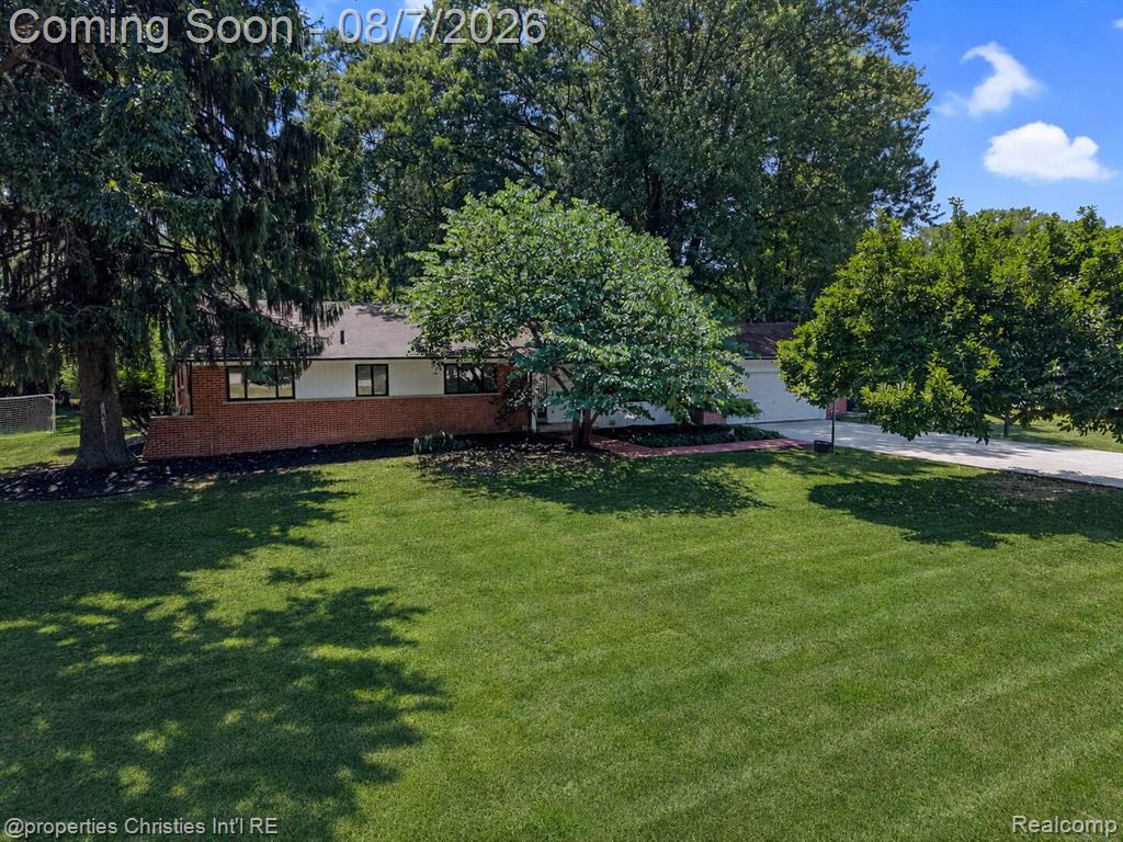 24711 Tudor Lane — photo