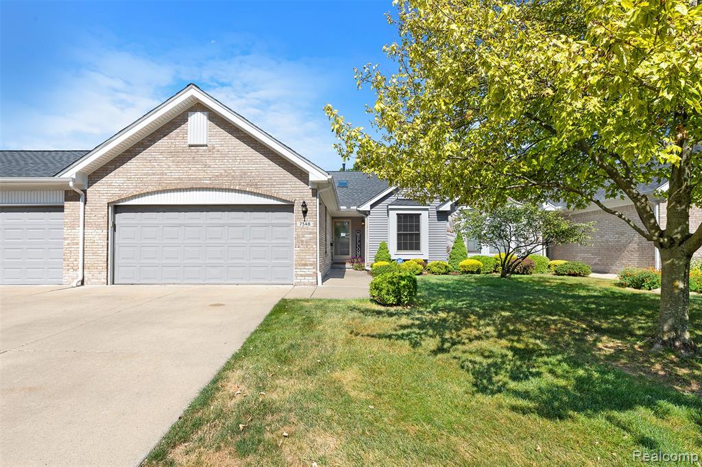 7348 Green Meadow Lane 9 — photo