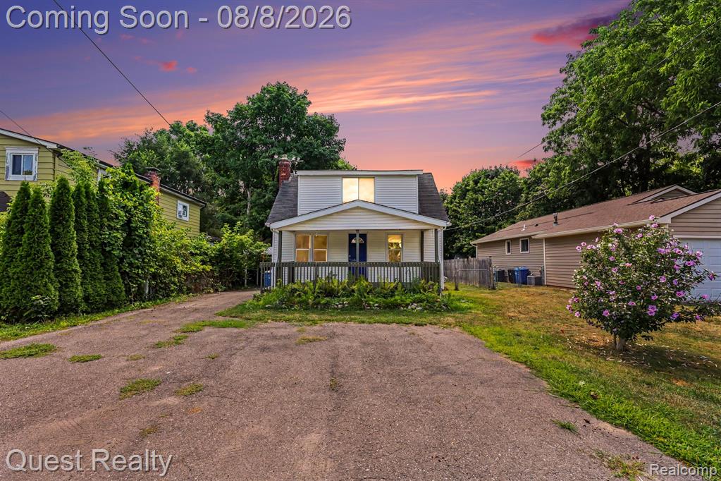 6261 Andersonville Road — photo