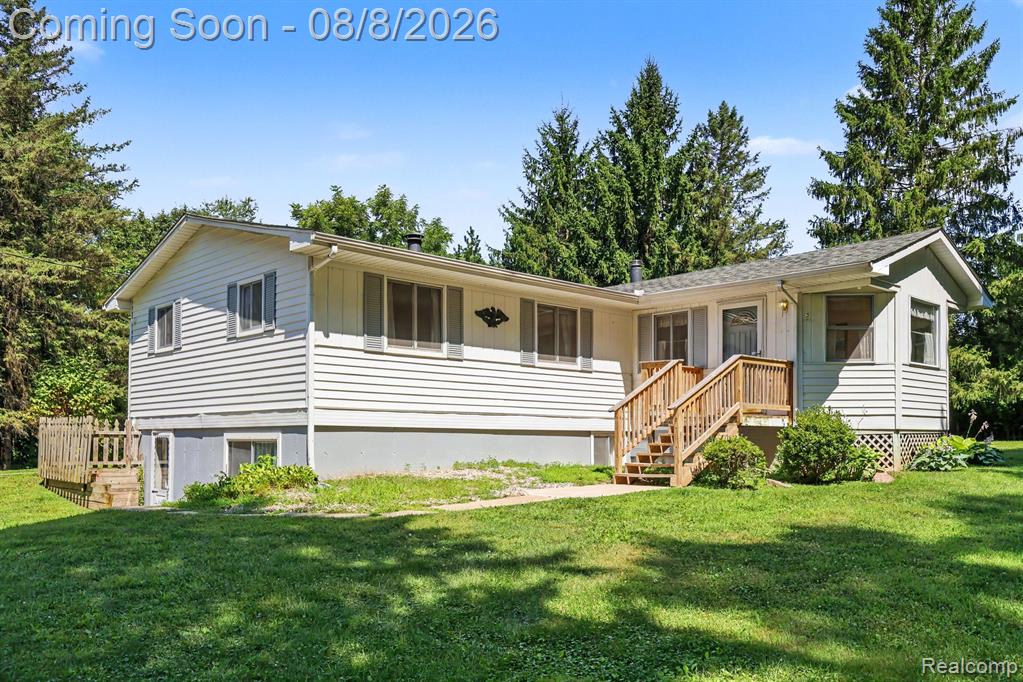 6095 Tipsico Lake Road — photo