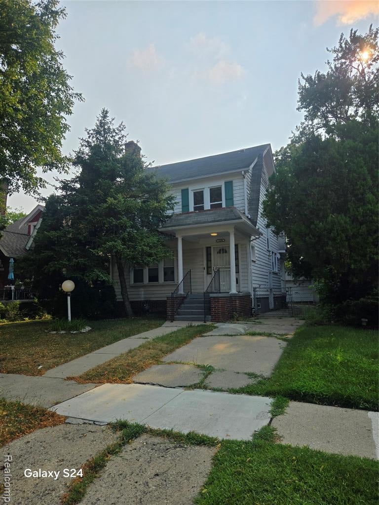 14600 Sussex Street — photo