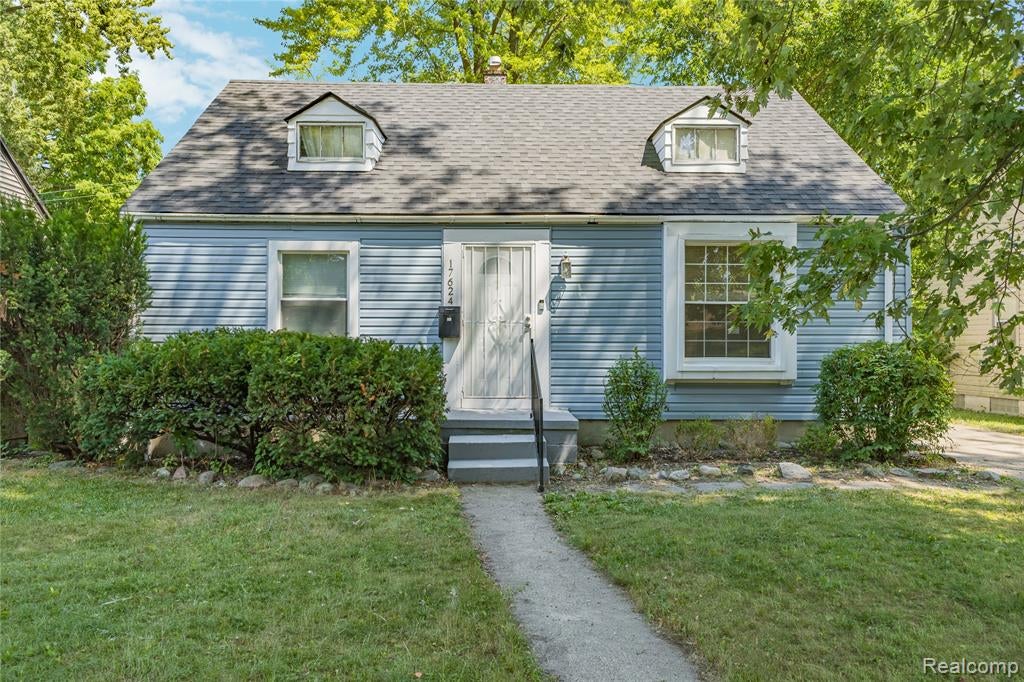 17624 Winston Street — photo