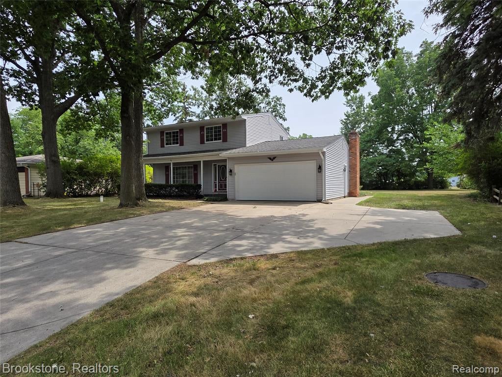 1243 Pickwick Place — photo