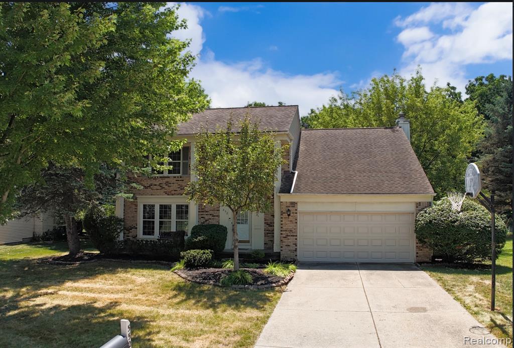 552 Whitney Drive — photo