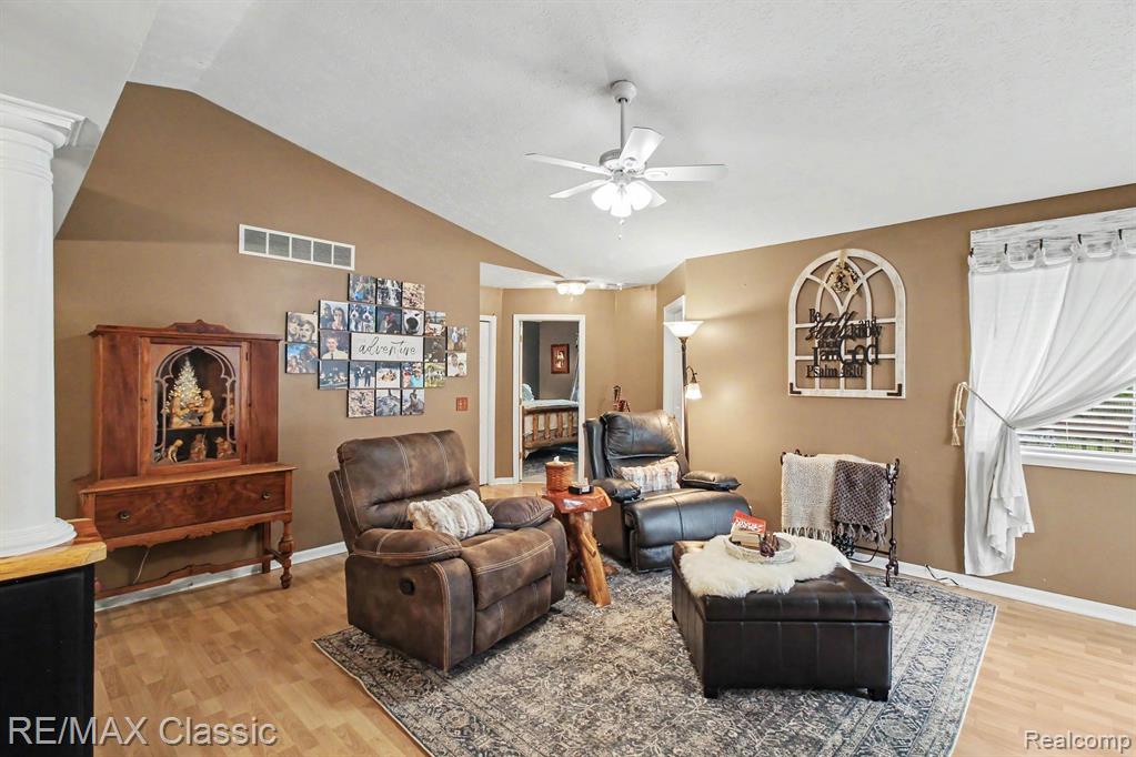 1270 Edgebrook Drive, Howell, MI 48843 — photo 2