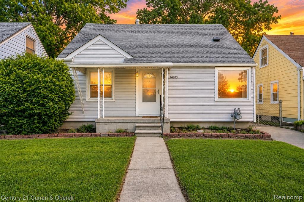 24708 Stanford Street — photo