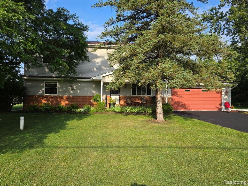 60885 Indian Trail — photo