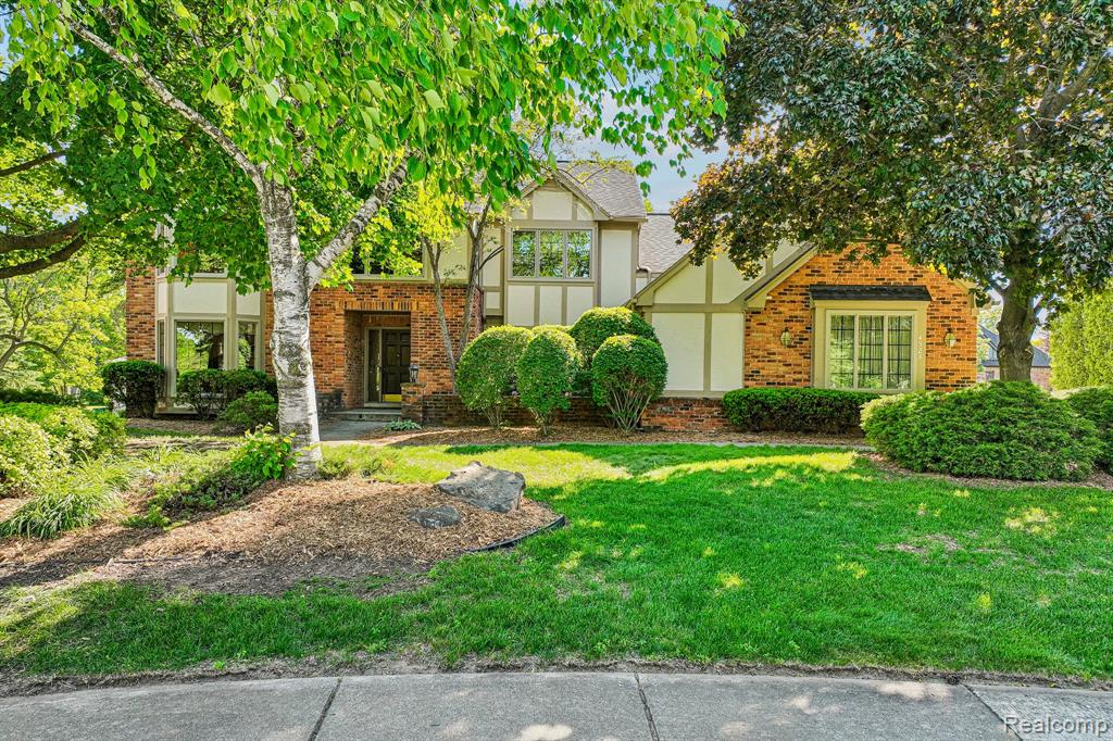 4523 Rivers Edge Drive — photo