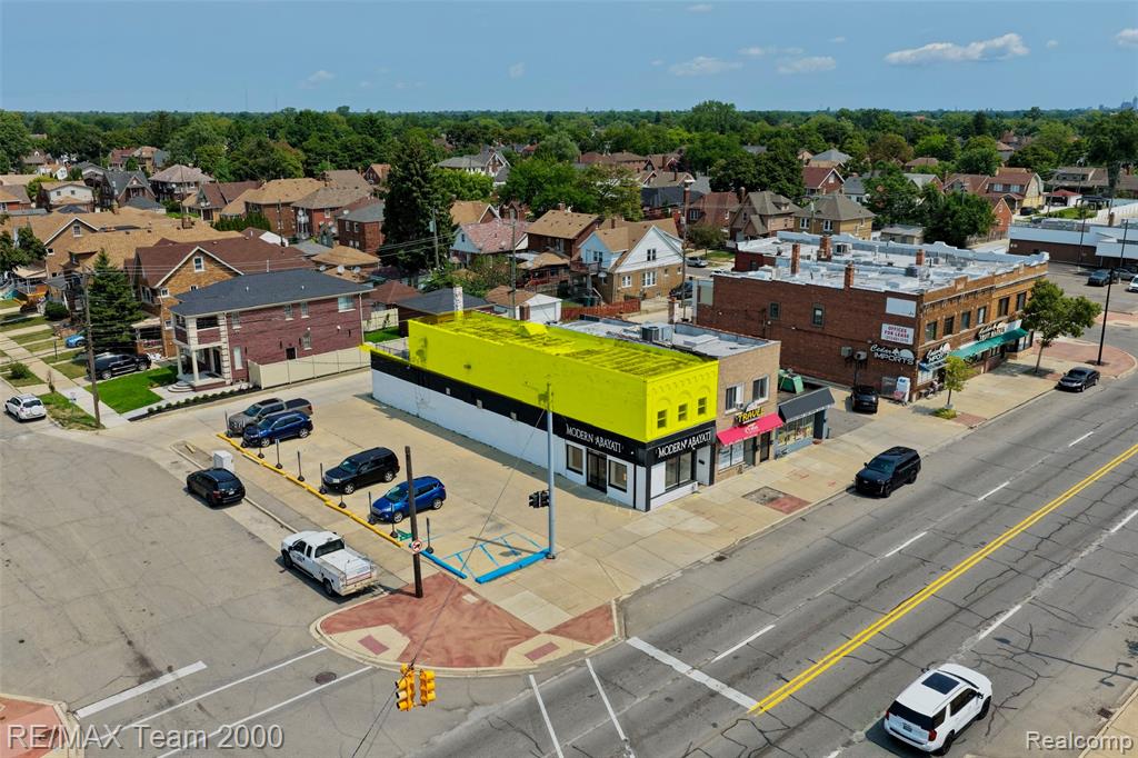 13134 W Warren Avenue — photo