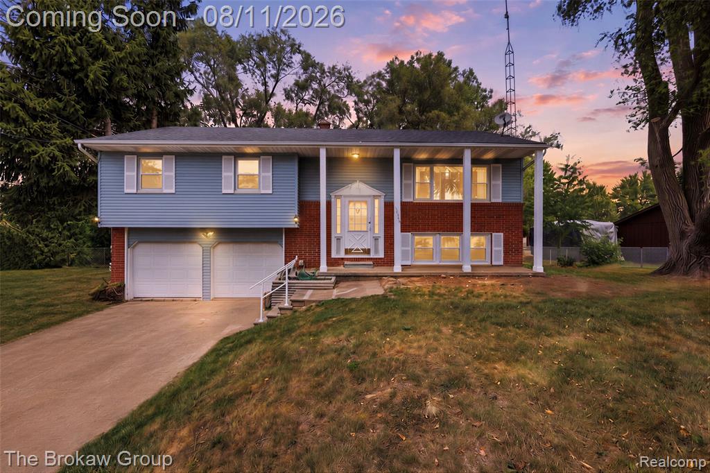 10431 Davison Road — photo