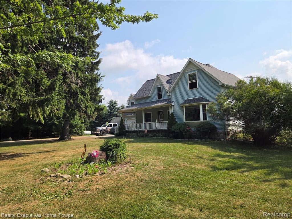 2715 Cash Road — photo