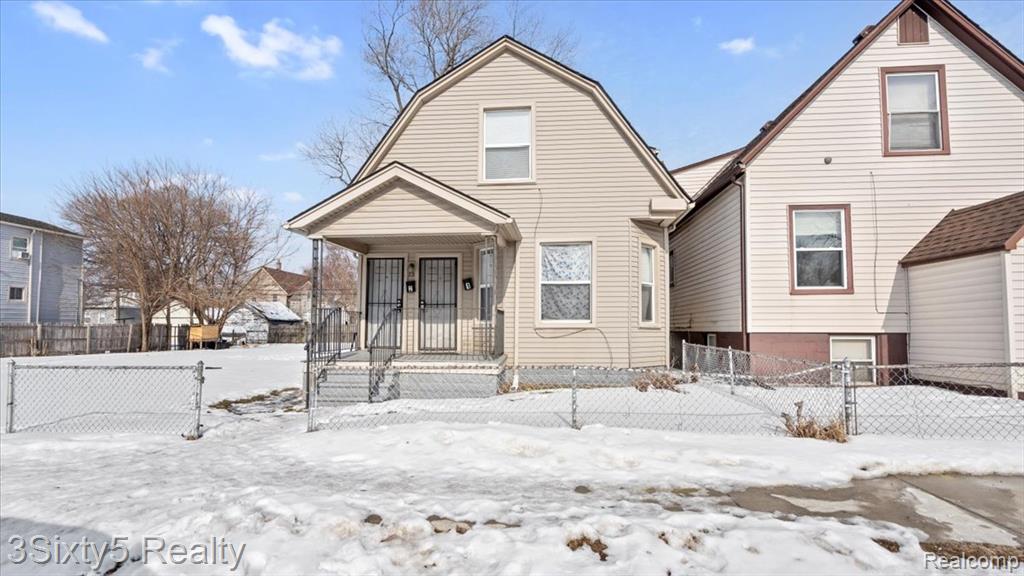 79 E Pleasant Street — photo