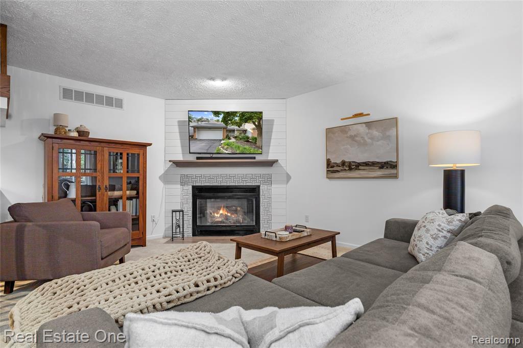 6626 Ridgeview Drive #31, Clarkston, MI 48346 — photo 3