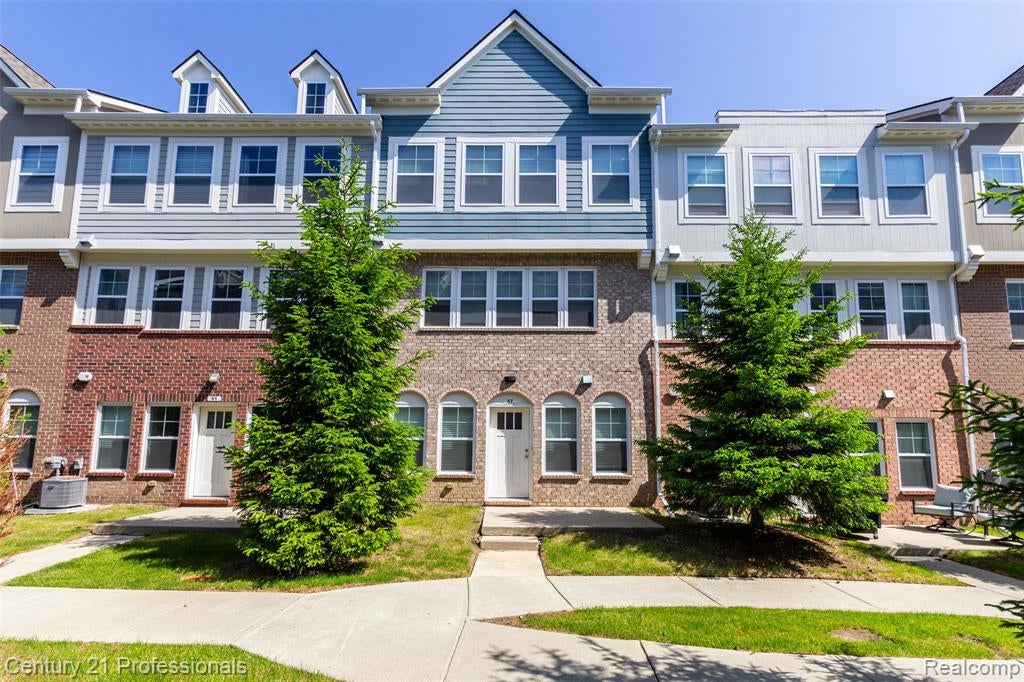 57 Kaprol Drive — photo
