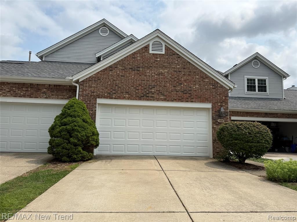 4356 Pine Ridge Court — photo