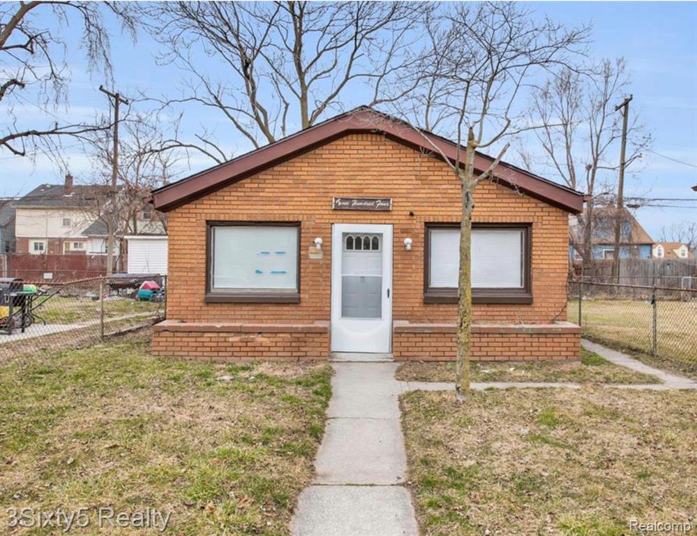 304 Goodell Street — photo