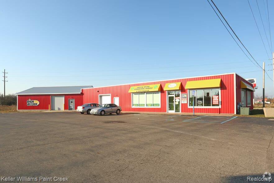408 S Center Road — photo
