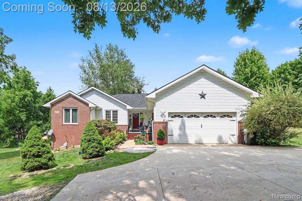 2575 County Farm Road — photo