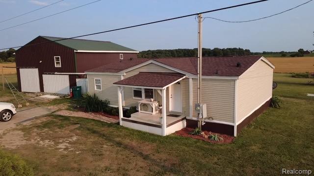 1010 McConnell Highway — photo
