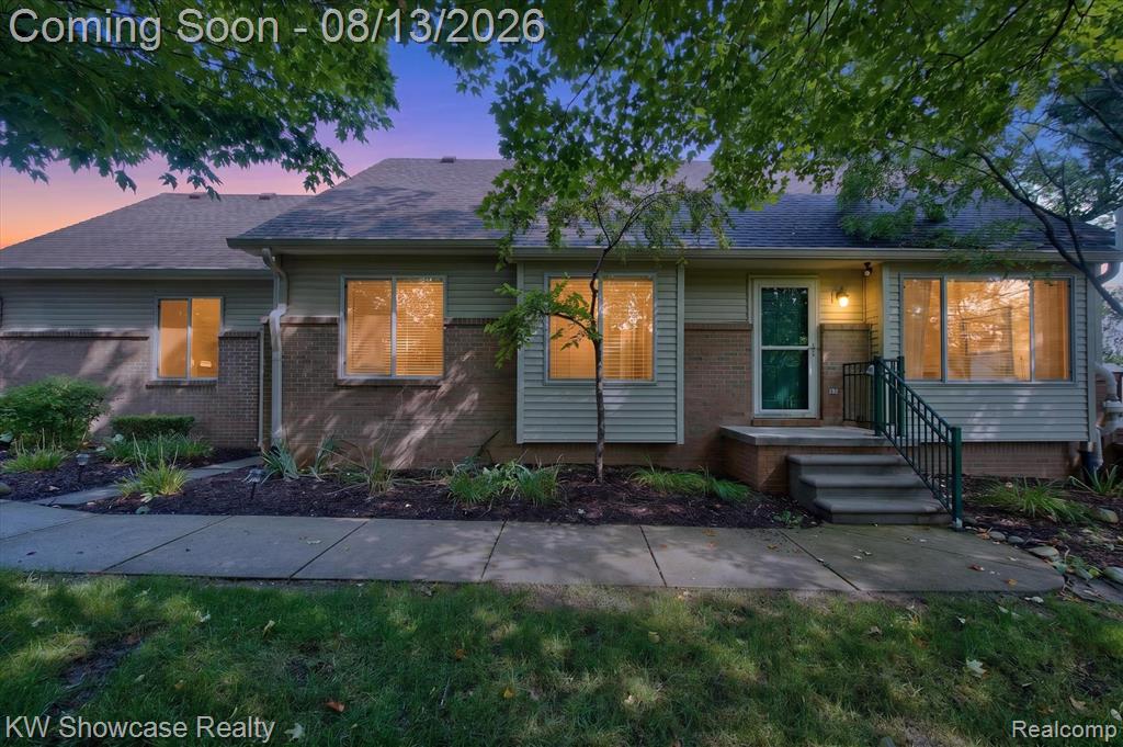1046 Bird Song Lane — photo