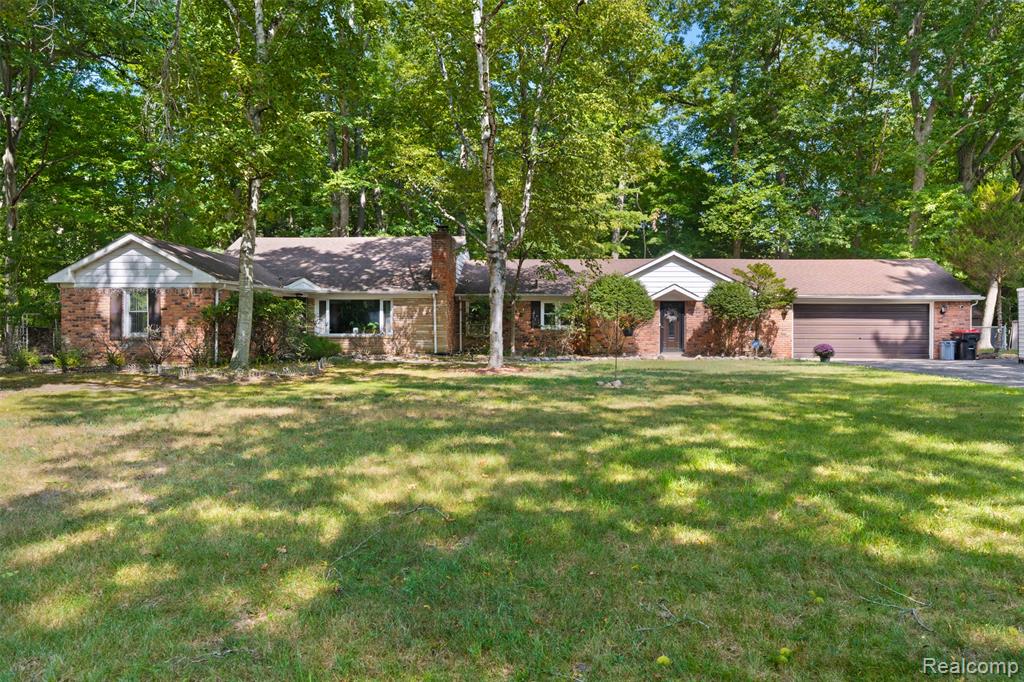 23640 Oak Glen Drive — photo
