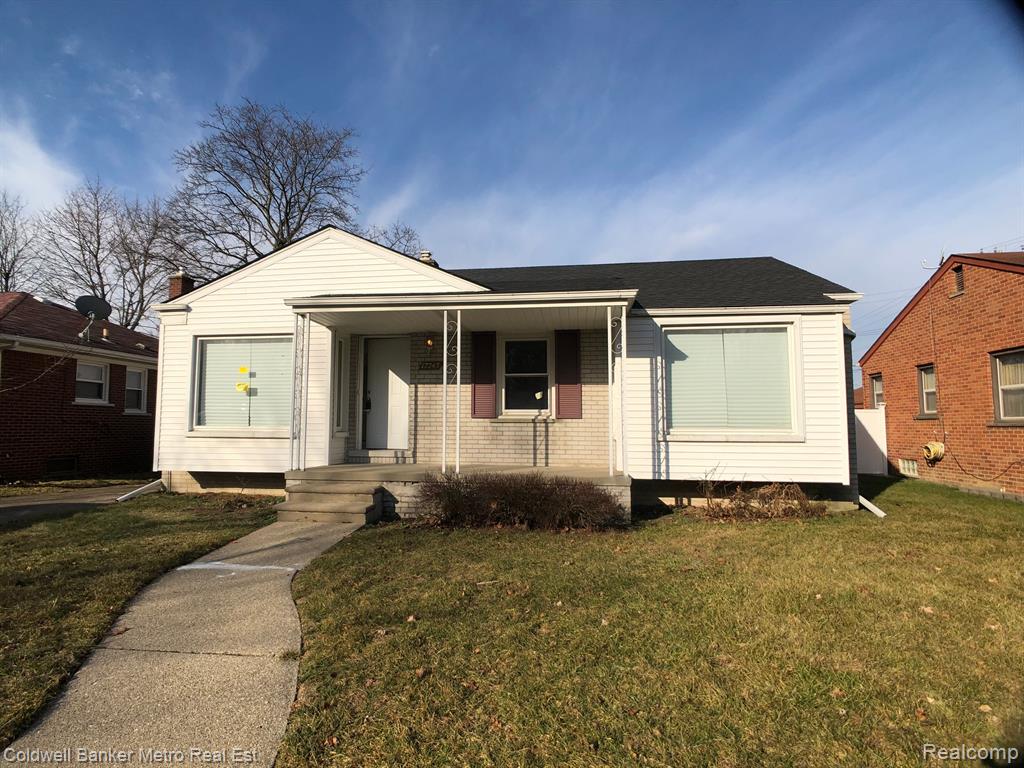 17743 Lennane — photo