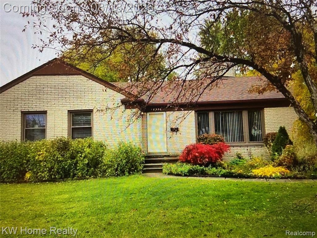 18550 Beechwood Street — photo
