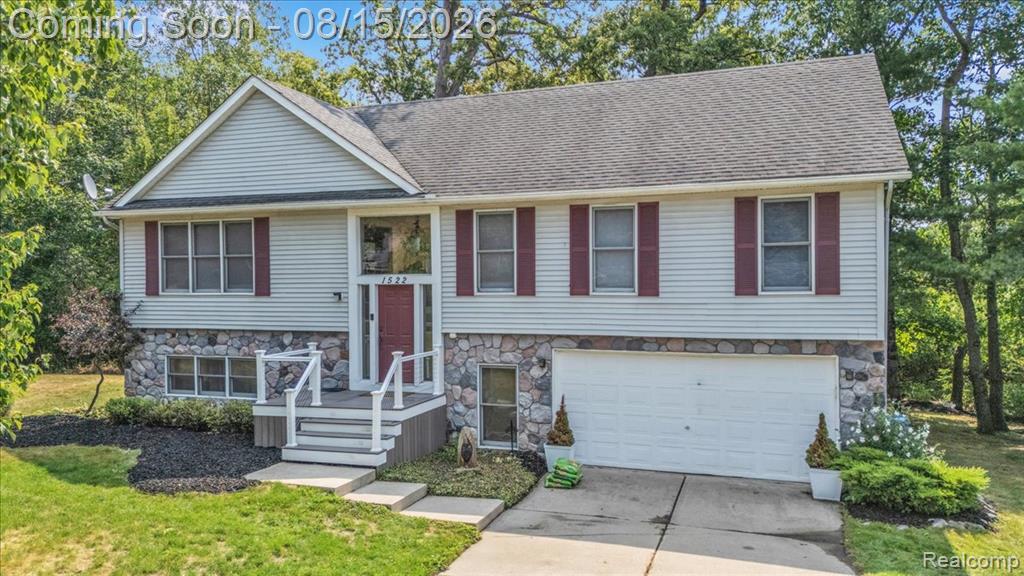 1522 Oregon Court — photo
