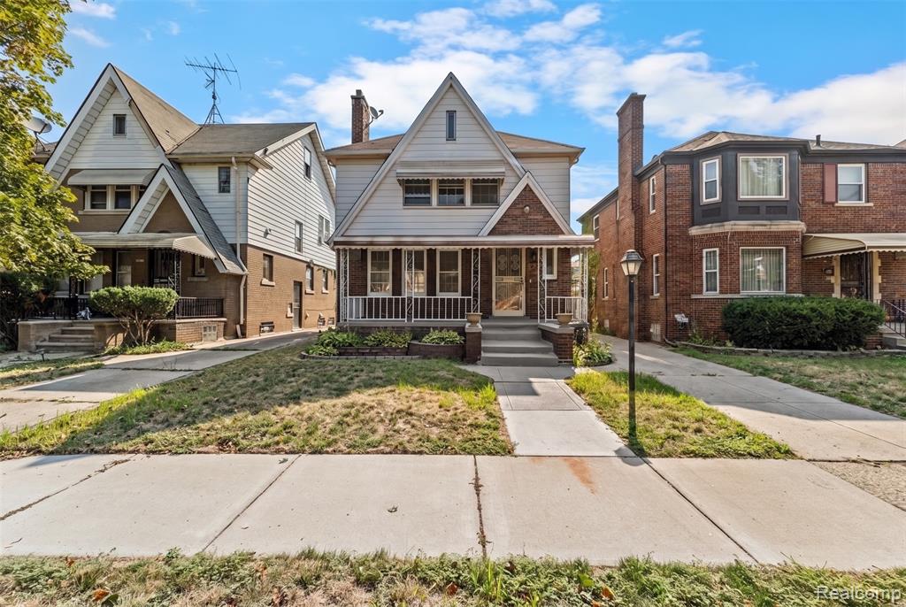 16224 Parkside Street — photo