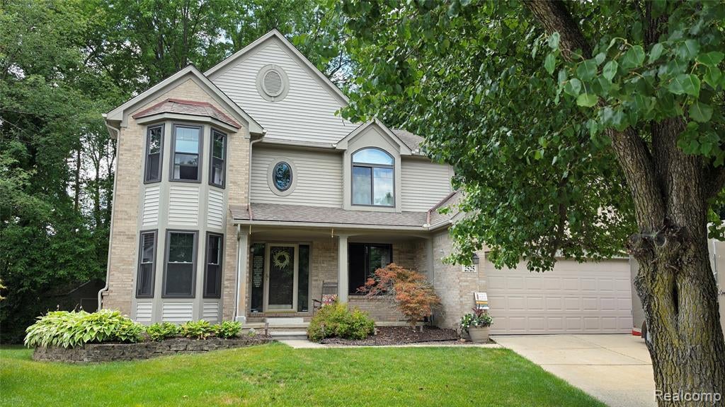 2525 Baltusrol Court — photo