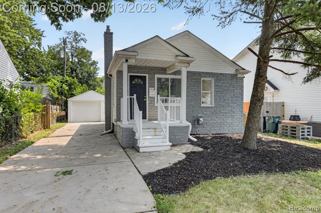 3330 Harris Street — photo