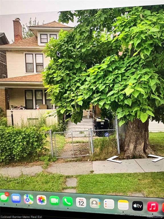 3228 W Philadelphia Street — photo