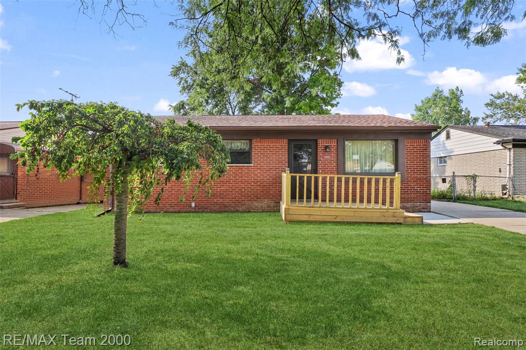 34931 Michelle Drive — photo