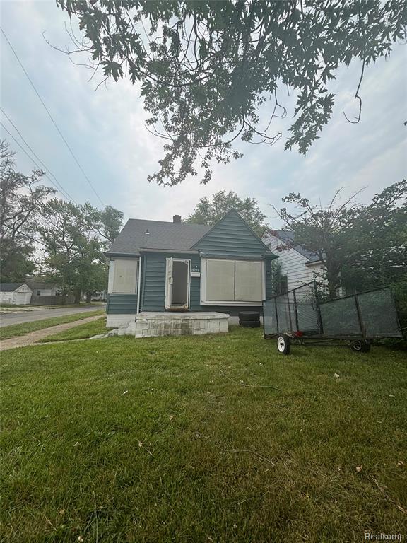19228 Beland Street — photo
