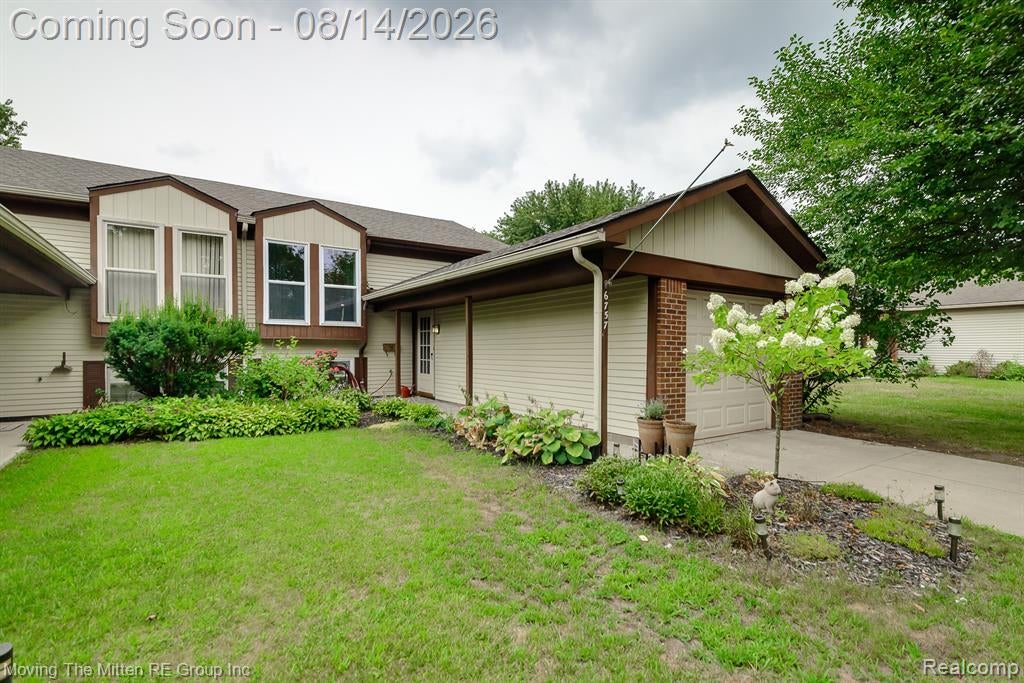 6757 Ardsley Drive — photo