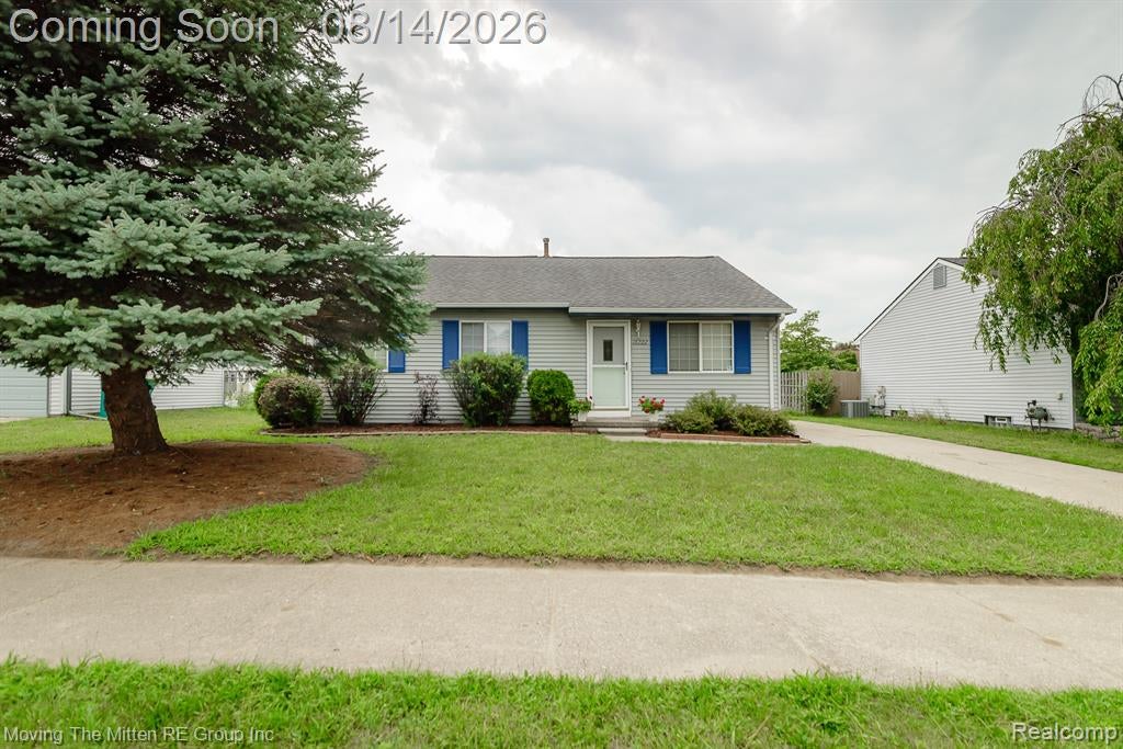 16222 Hillsbriar Drive — photo