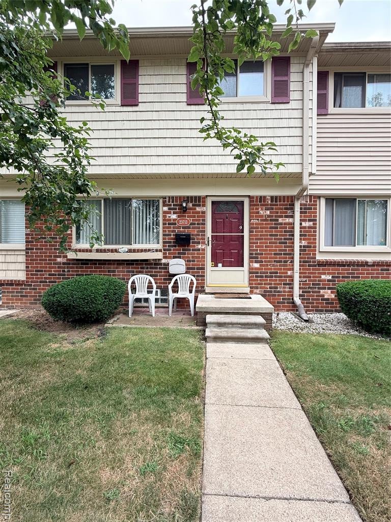 23713 Haig — photo