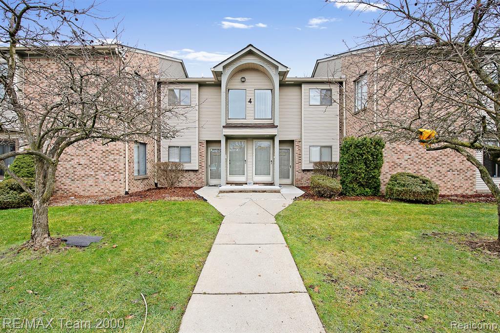42461 Lilley Pointe Drive — photo