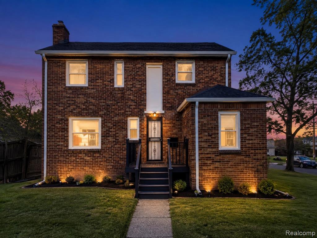 14205 Strathmoor Street — photo