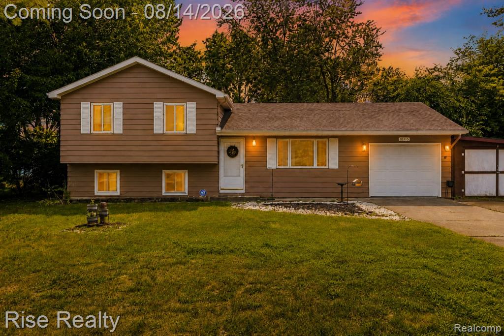 10215 W Frances Road — photo