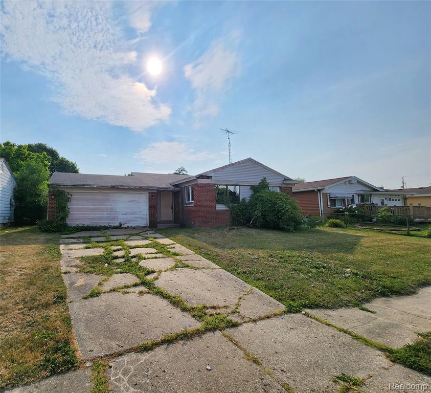 6104 Hilton Lane — photo