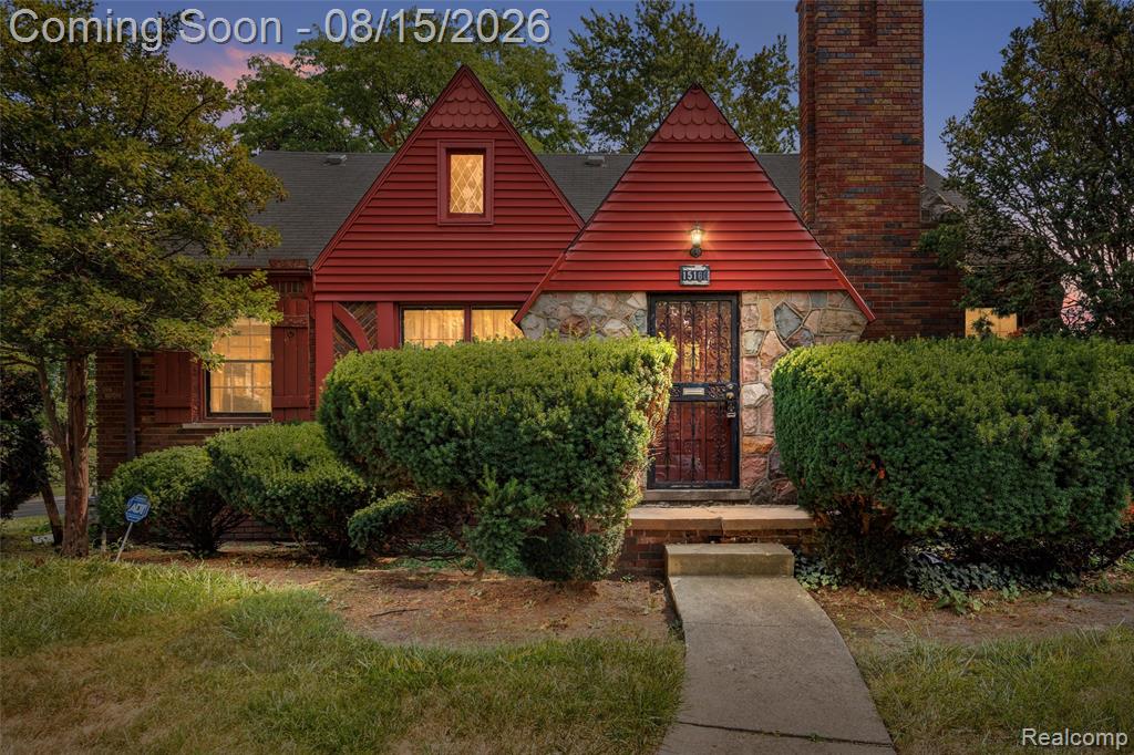 15160 Warwick Street — photo