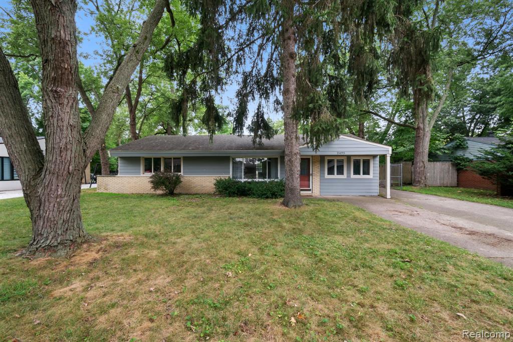2495 Walce Drive — photo